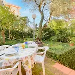 2 Bedroom Awesome In