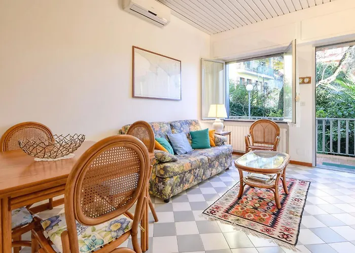 Apartmán 2 Bedroom Awesome In